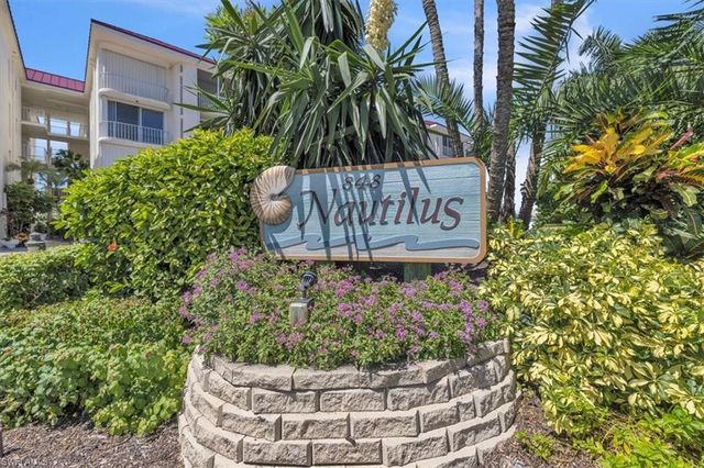848 Collier CT 304, Marco Island, FL 34145