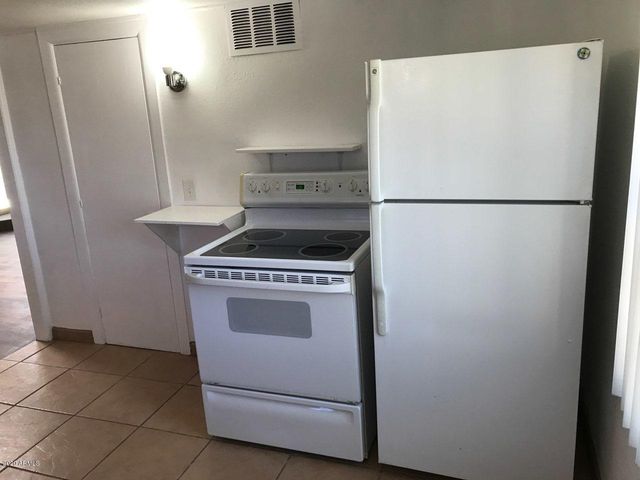 2338 N 52ND Street Apt D, Phoenix, AZ 85008