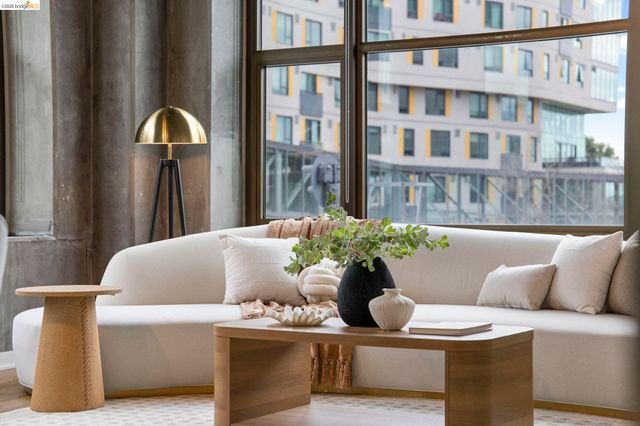 311 2nd St 311, Oakland, CA 94607