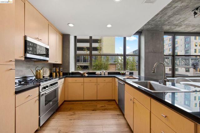 311 2nd St 311, Oakland, CA 94607