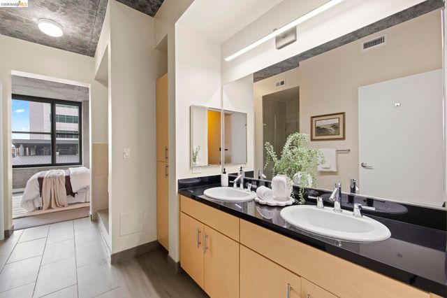 311 2nd St 311, Oakland, CA 94607