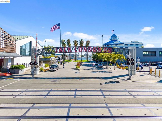 311 2nd St 311, Oakland, CA 94607