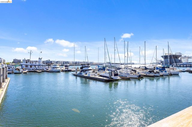 311 2nd St 311, Oakland, CA 94607