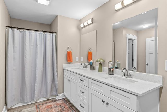 376 Amanda Way, Rocky Face, GA 30740