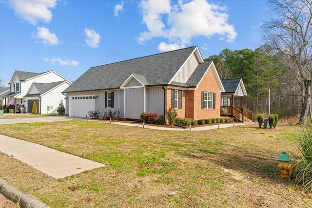 376 Amanda Way, Rocky Face, GA 30740