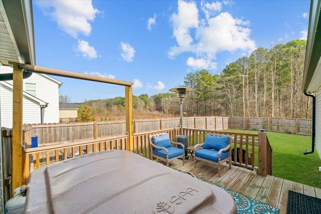 376 Amanda Way, Rocky Face, GA 30740