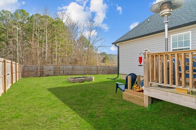 376 Amanda Way, Rocky Face, GA 30740