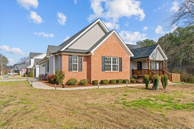 376 Amanda Way, Rocky Face, GA 30740