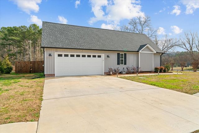 376 Amanda Way, Rocky Face, GA 30740