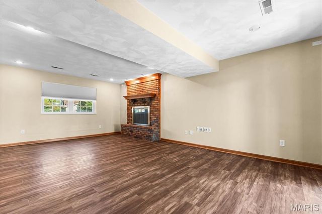 112 Toulon Court, Fairview Heights, IL 62208