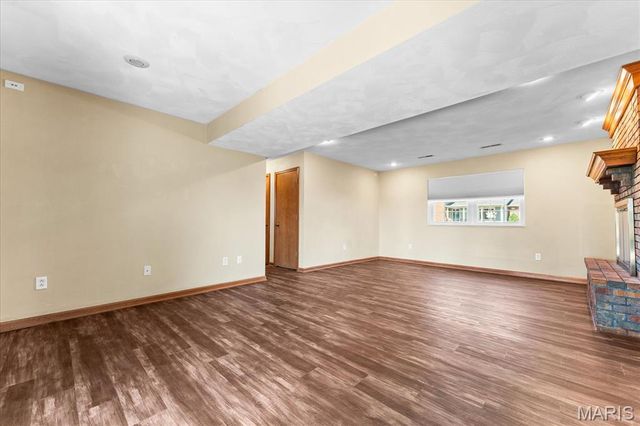 112 Toulon Court, Fairview Heights, IL 62208