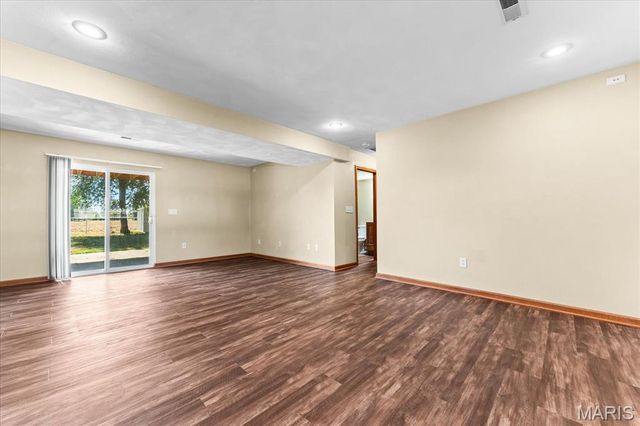 112 Toulon Court, Fairview Heights, IL 62208