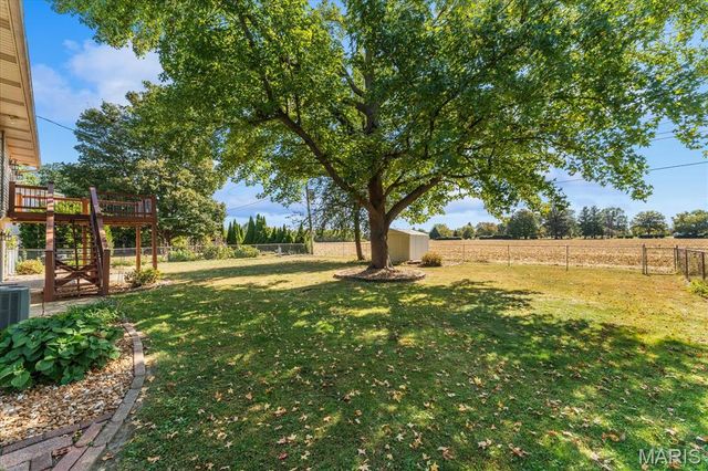 112 Toulon Court, Fairview Heights, IL 62208