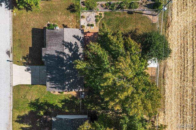 112 Toulon Court, Fairview Heights, IL 62208