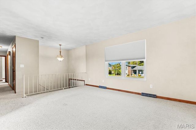 112 Toulon Court, Fairview Heights, IL 62208