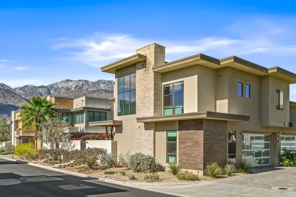 Image 1 of property listing at 2726 Sunrise Sonata Lane, Palm Springs, CA 92262