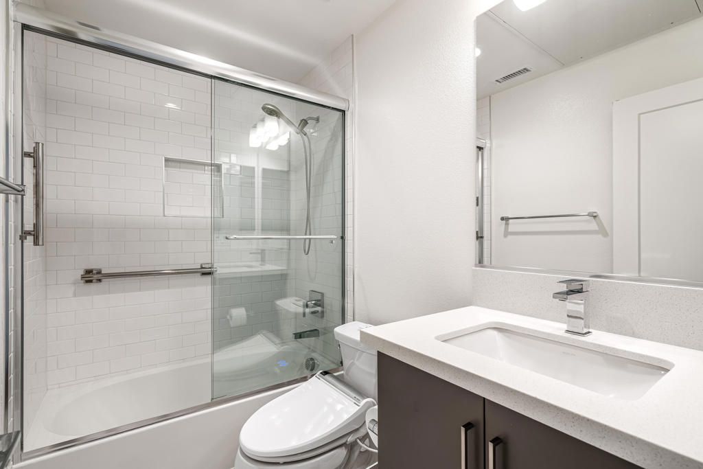 Image 33 of property listing at 2726 Sunrise Sonata Lane, Palm Springs, CA 92262