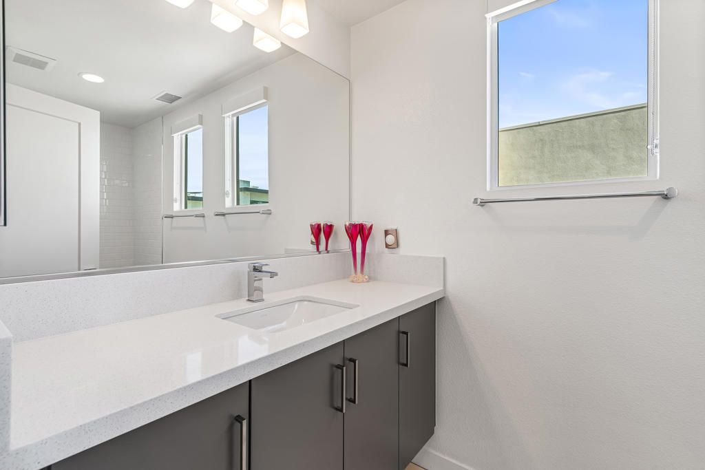 Image 43 of property listing at 2726 Sunrise Sonata Lane, Palm Springs, CA 92262