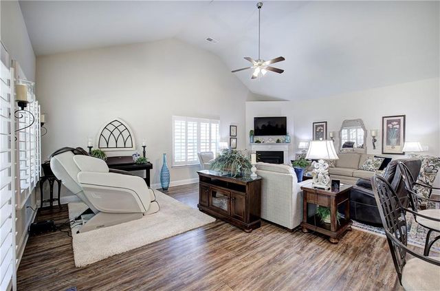 26 Blarneystone Way, Adairsville, GA 30103
