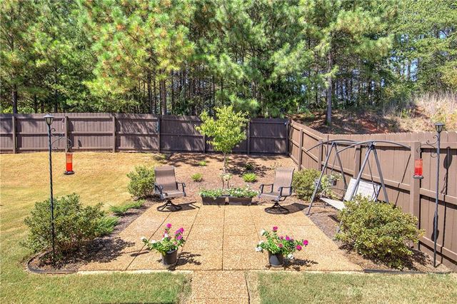 26 Blarneystone Way, Adairsville, GA 30103