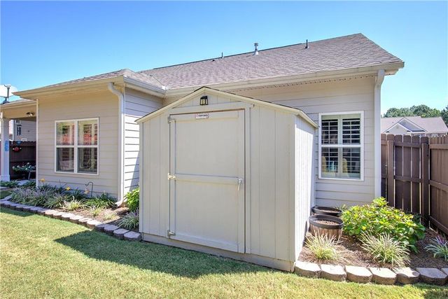 26 Blarneystone Way, Adairsville, GA 30103