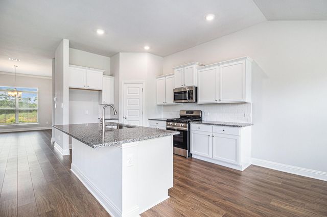 4214 Leslies Way, Dickinson, TX 77539