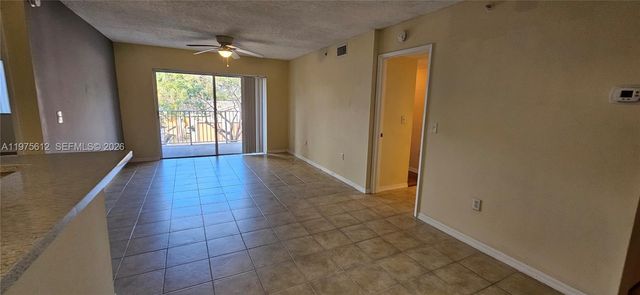 3848 Lyons Rd 205-1, Coconut Creek, FL 33073