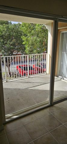 3848 Lyons Rd 205-1, Coconut Creek, FL 33073