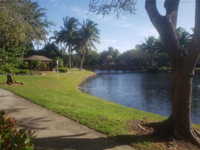 3848 Lyons Rd 205-1, Coconut Creek, FL 33073