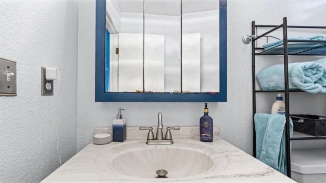 61 Del Mar Avenue, Chula Vista, CA 91910