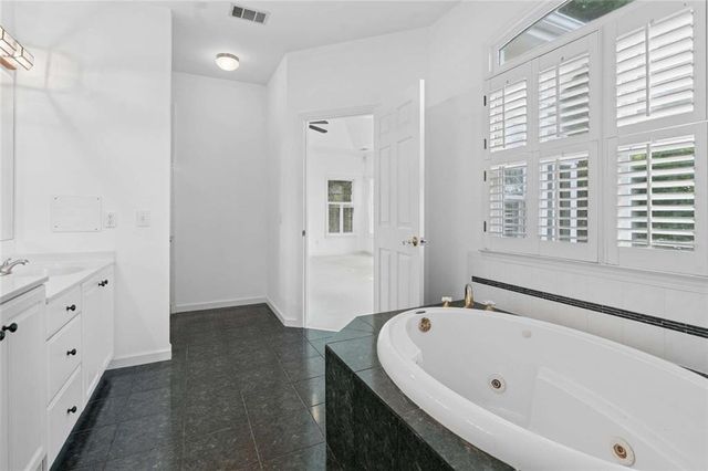 5630 Williams Shores Drive, Cumming, GA 30041