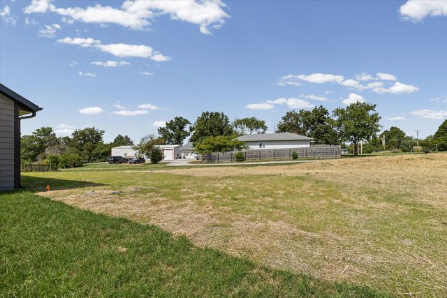 3908 FORESTER CT, Columbia, MO 65202