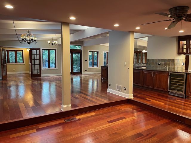 1821 E Boulder Drive, Mount Prospect, IL 60056