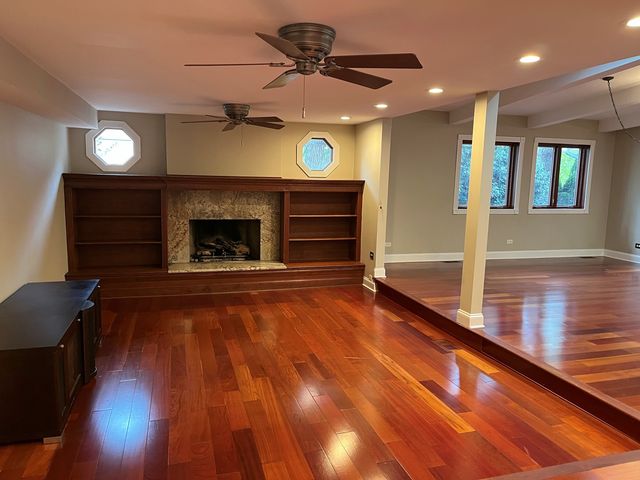 1821 E Boulder Drive, Mount Prospect, IL 60056