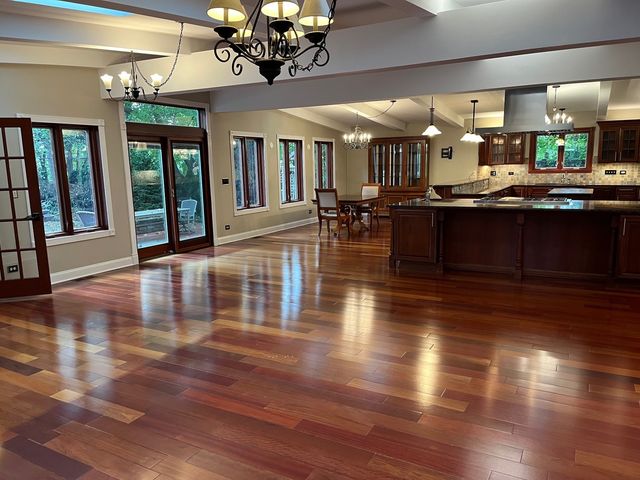 1821 E Boulder Drive, Mount Prospect, IL 60056