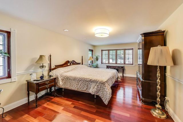 1821 E Boulder Drive, Mount Prospect, IL 60056