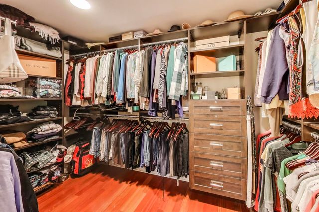 1821 E Boulder Drive, Mount Prospect, IL 60056