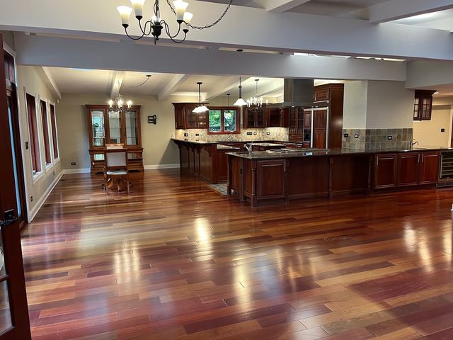 1821 E Boulder Drive, Mount Prospect, IL 60056