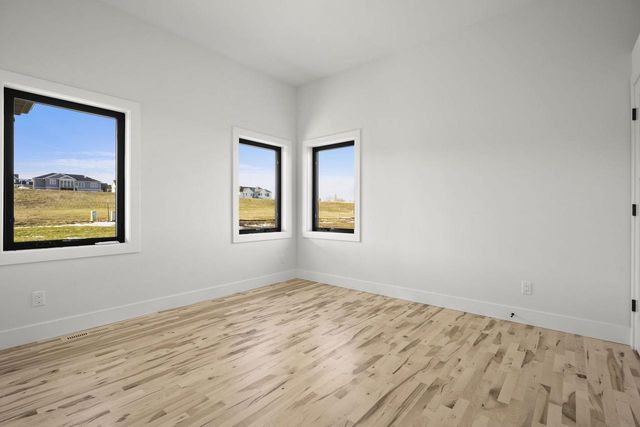 2015 Wellington Place, Cottage Grove, WI 53527