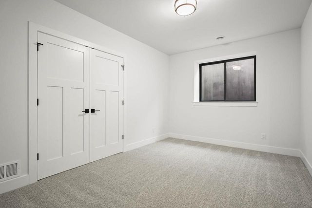 2015 Wellington Place, Cottage Grove, WI 53527