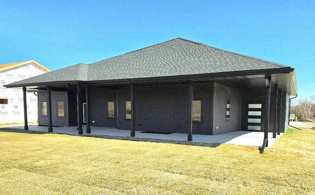 2015 Wellington Place, Cottage Grove, WI 53527