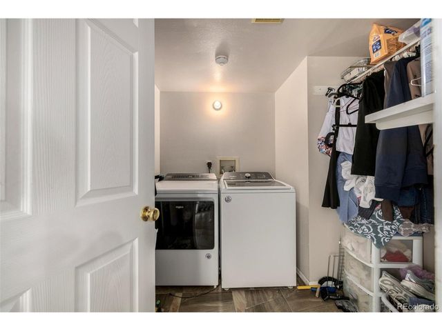 395 Mountain Cloud Cir, Highlands Ranch, CO 80126