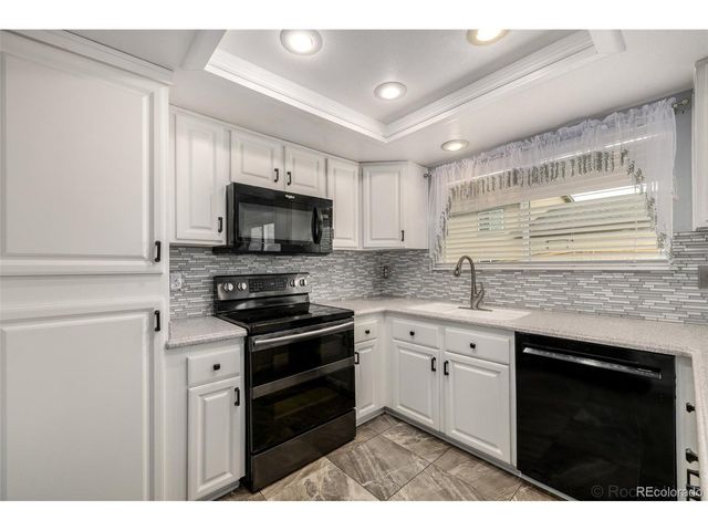 395 Mountain Cloud Cir, Highlands Ranch, CO 80126