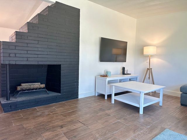220 Beacon St, Framingham, MA 01701