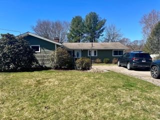 220 Beacon St, Framingham, MA 01701