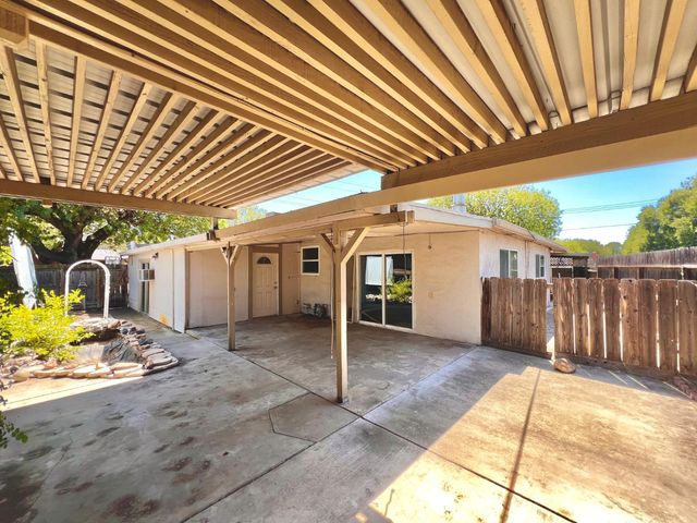 1809 Cindy Ave, Modesto, CA 95350
