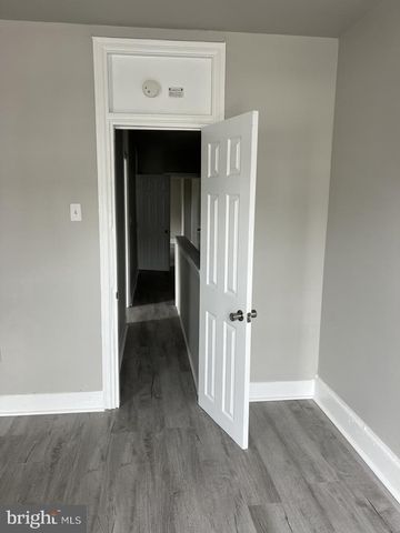 8 E 24TH ST, Wilmington, DE 19802