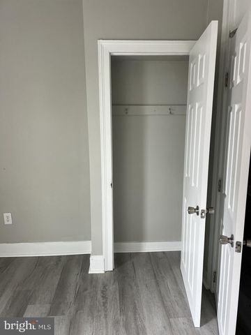 8 E 24TH ST, Wilmington, DE 19802