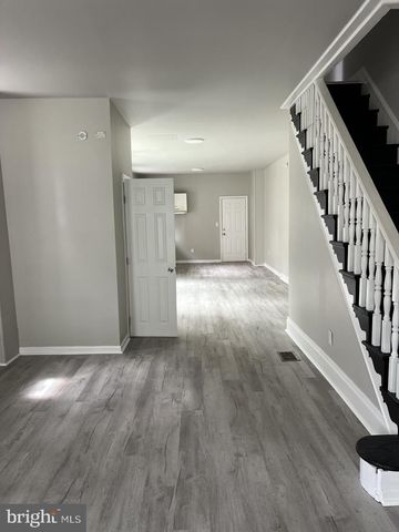 8 E 24TH ST, Wilmington, DE 19802