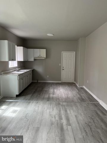 8 E 24TH ST, Wilmington, DE 19802